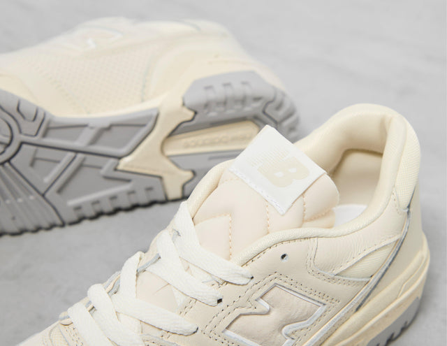 550 Women's