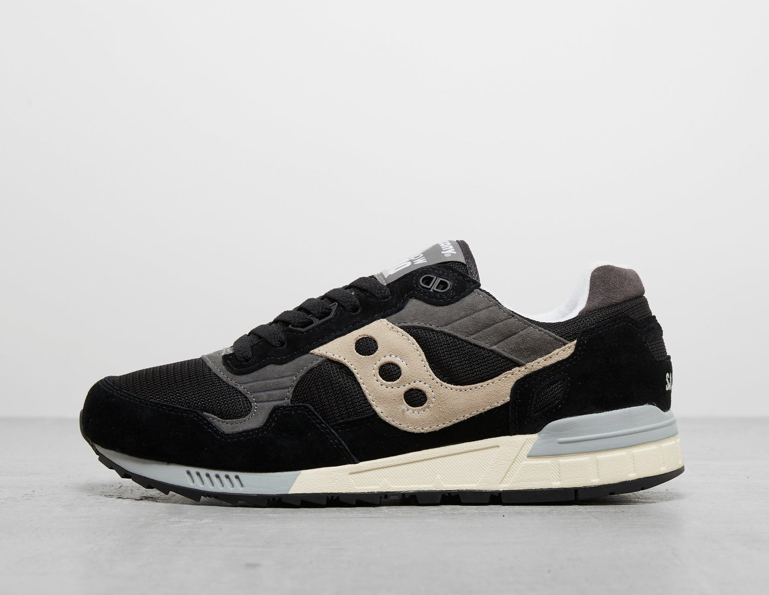 black Saucony Shadow 5000