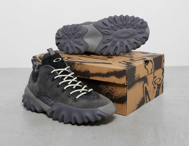 !NAIL BT BLK/BLK