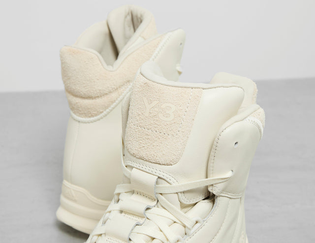 !Y-3 GSG9 BOOT ECRU