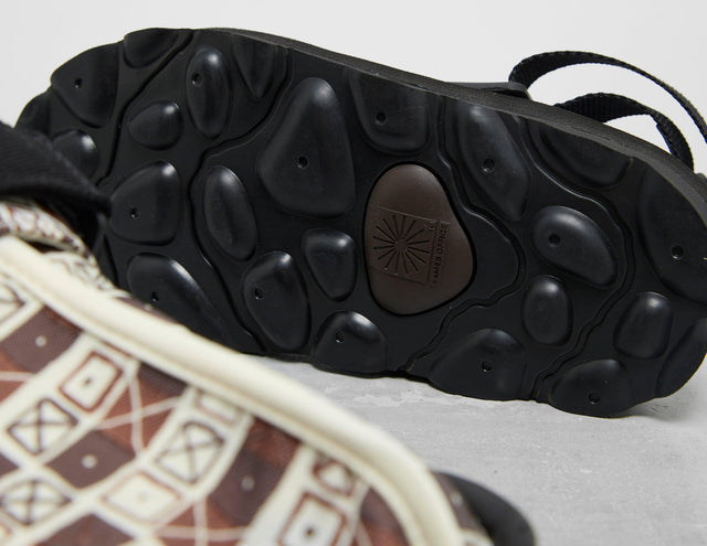 !BEATNIK EMES BWN/BLK