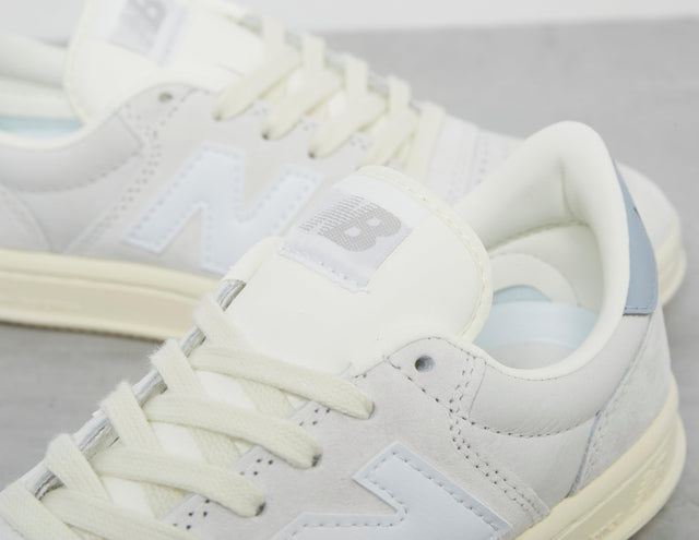 500 WHT/GRY/WHT