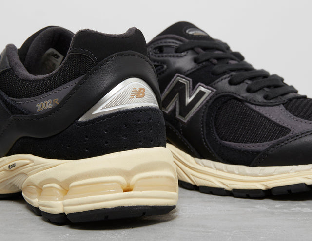 2002 LTH BLK/BLK/CRM