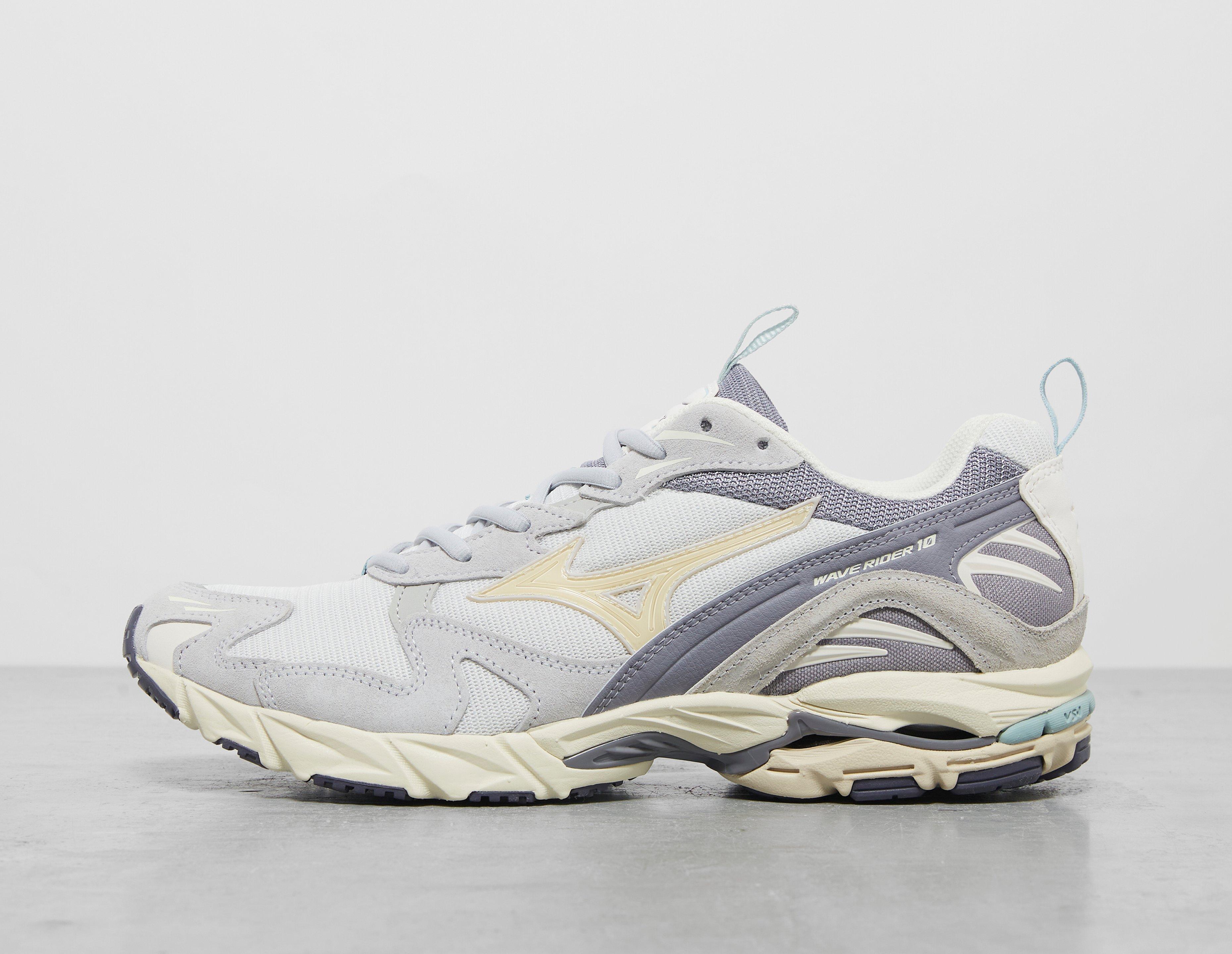 MIZUNO×Footpatrol WAVE RIDER10 (26cm) Step Out in Style With the Footpatrol x Mizuno Wave Rider 10 “Rust”