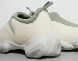 !FLESH LILY/WHT/GRY
