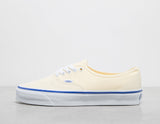 AUTH RE 44 OFF WHT