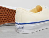 AUTH RE 44 OFF WHT