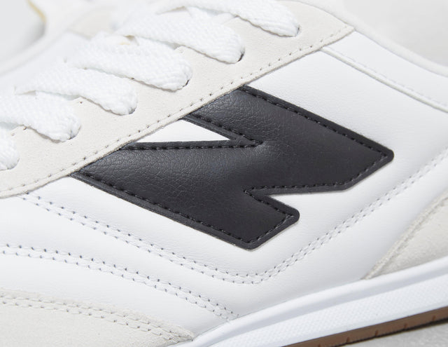 RC42 WHT/BLK/GUM
