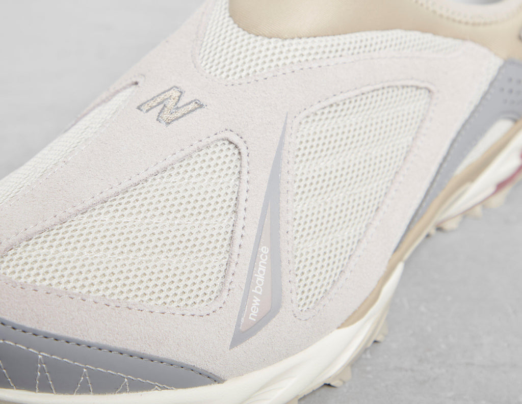 New Balance 610
