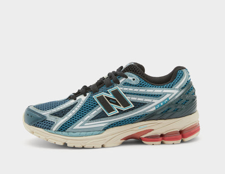 x Footpatrol 1906R Women's