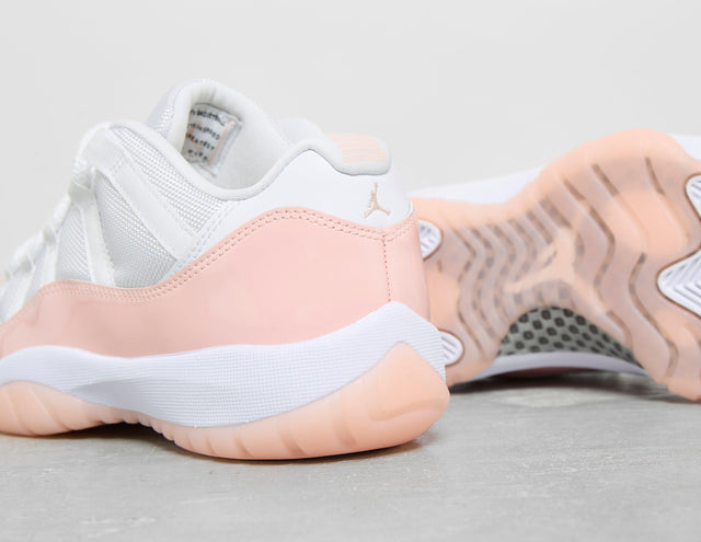 W AJ 11 LO WHT/PNK/WHT