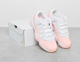 W AJ 11 LO WHT/PNK/WHT
