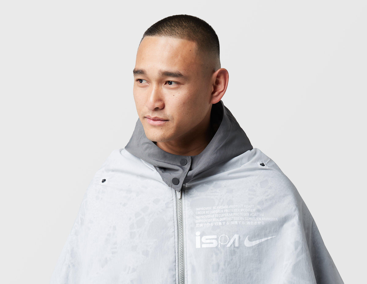 Nike NRG ISPA Poncho