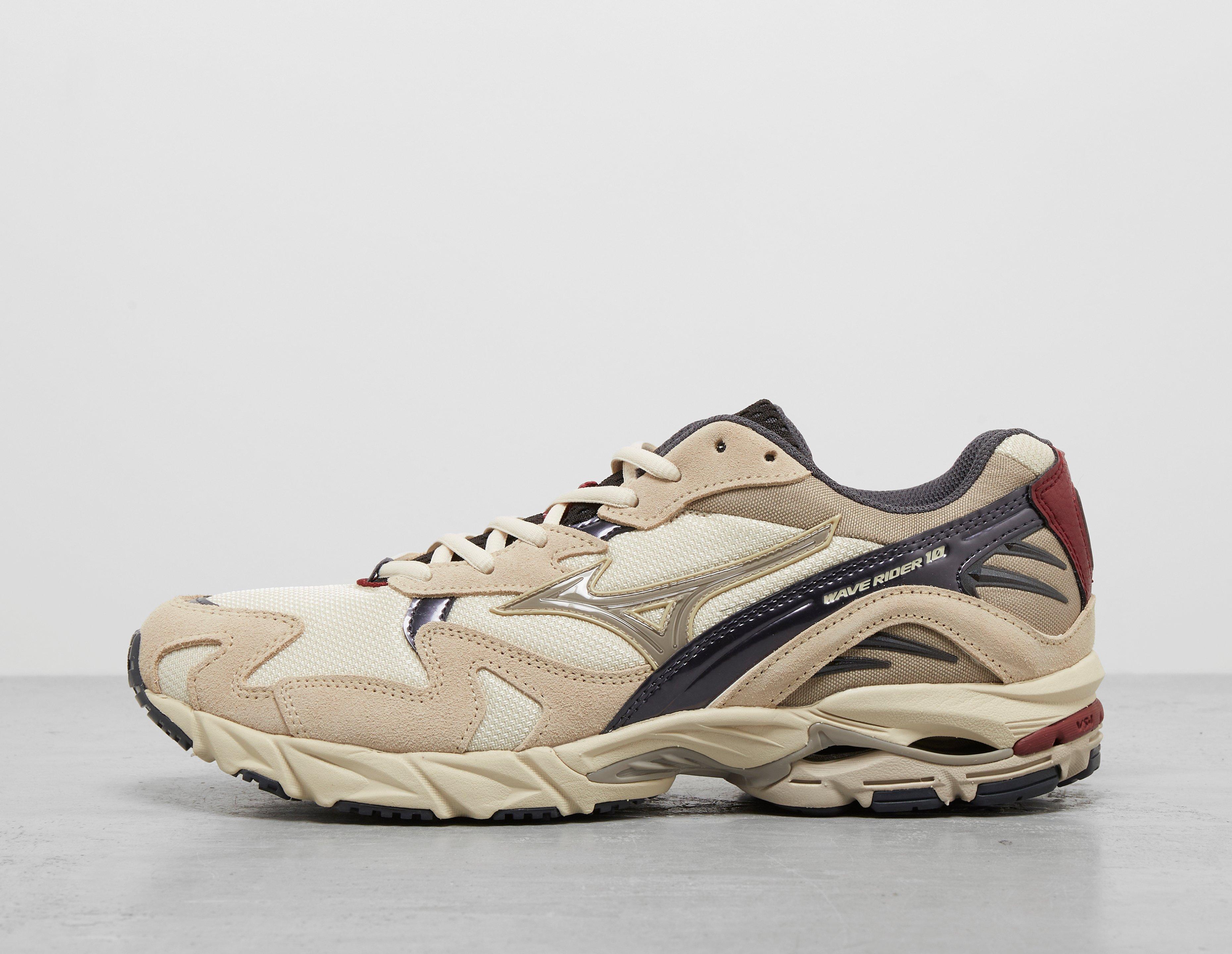 Brown Mizuno Wave Rider 10