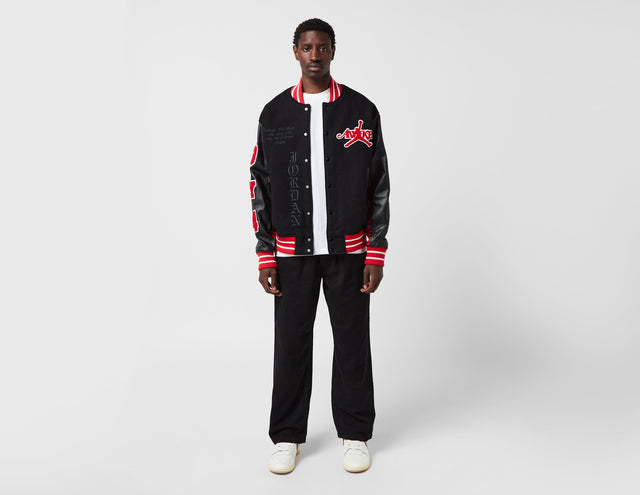 !QS JDN AWK VAR JKT RED/B