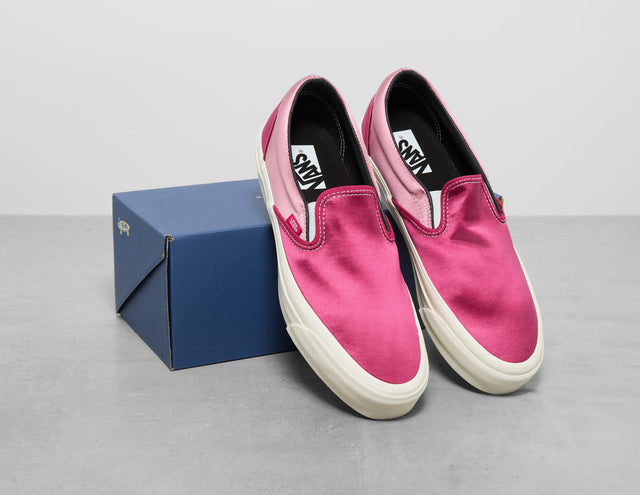 !SLIP ON LX RED/SAT