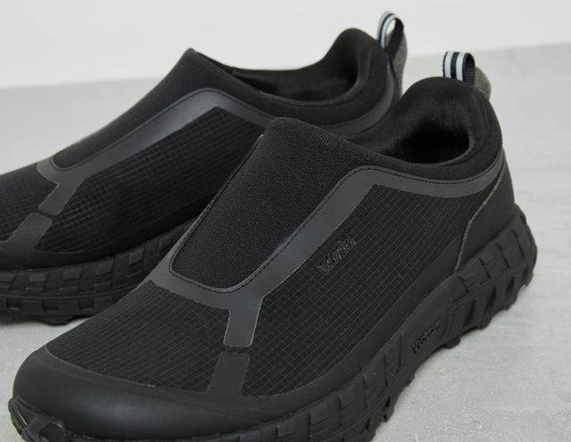 !003 SLIP BLK/BLK'