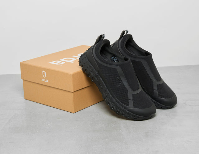 !003 SLIP BLK/BLK'