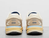 ONE RMST WHT/BLU