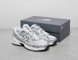 740 WHT/SIL/NVY