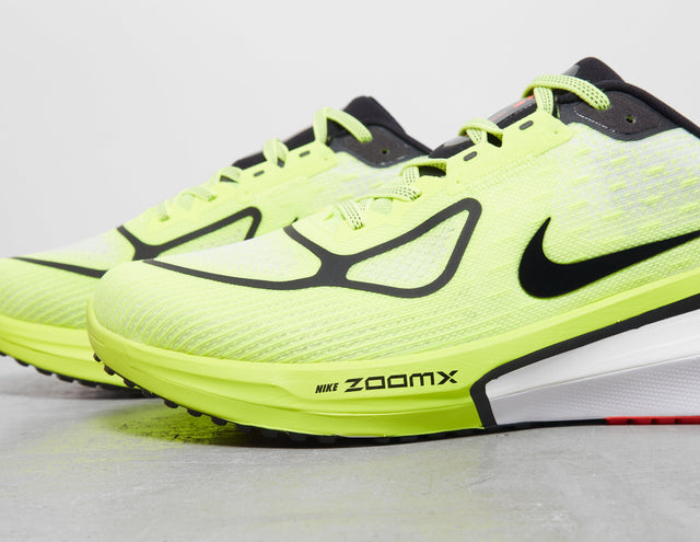 green Nike Zoom Vomero 17