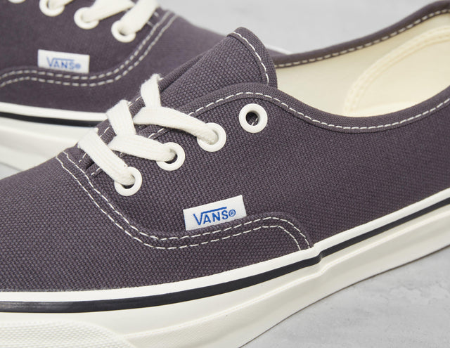 !AUTHENTIC DCK NVY/NVY/WH