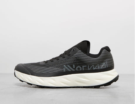 KJERAG BLK/WHT