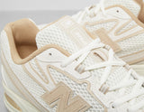 740 WHT/BWN/WHT