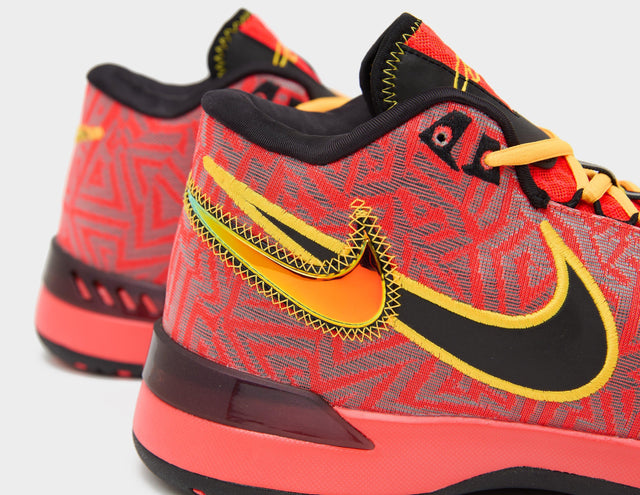 LeBron NXXT Genisus