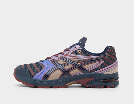 UB9-S GEL-DS TRAINER 14
