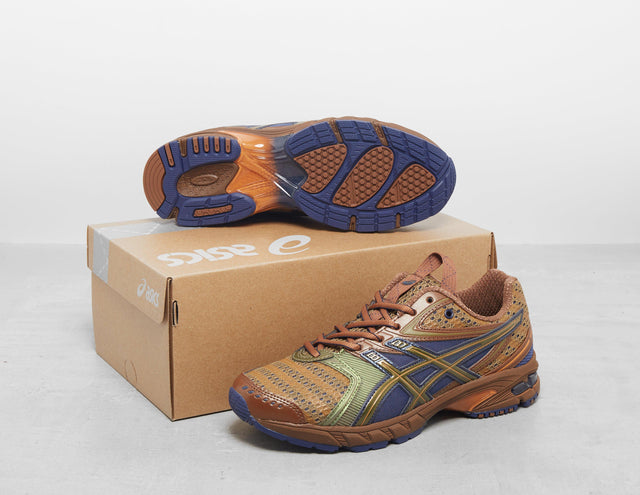 UB9 GEL DS TR 14 BWN/BLU