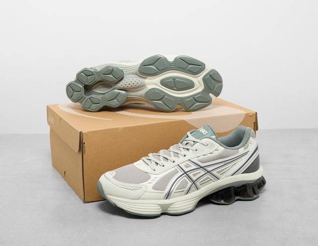 GEL KIN FLU WHT/SIL/WHT