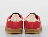 GAZELLE INDR SCARLET/WHT