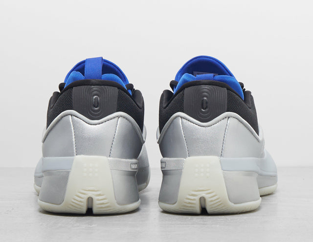 DAME 9 SIL/BLK/SIL