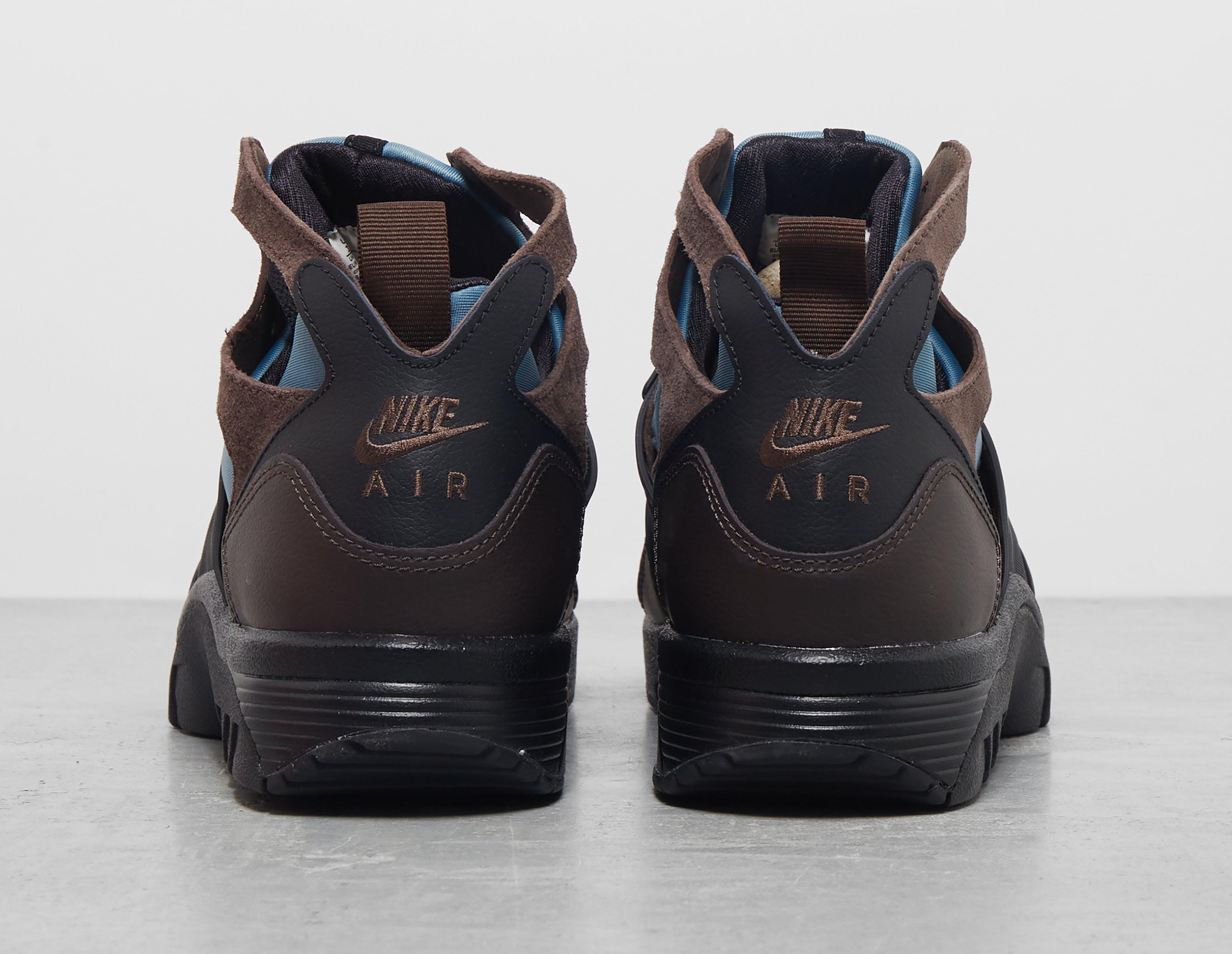 nike huarache footpatrol