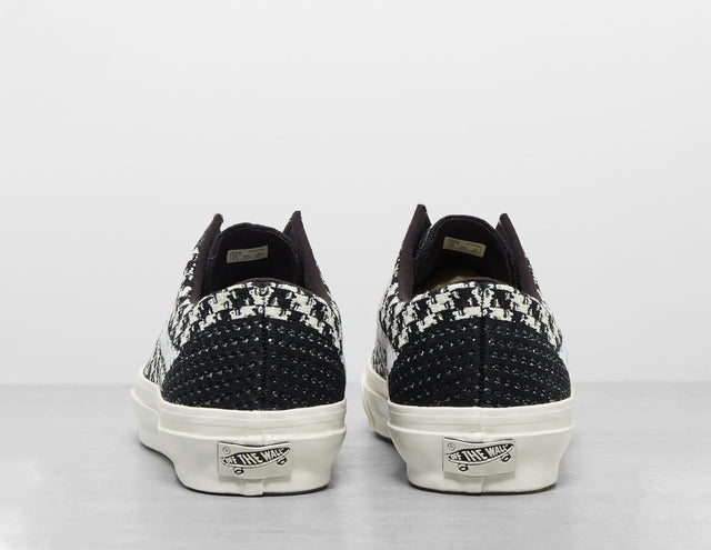 !OLD SKOOL EK BLK/WHT
