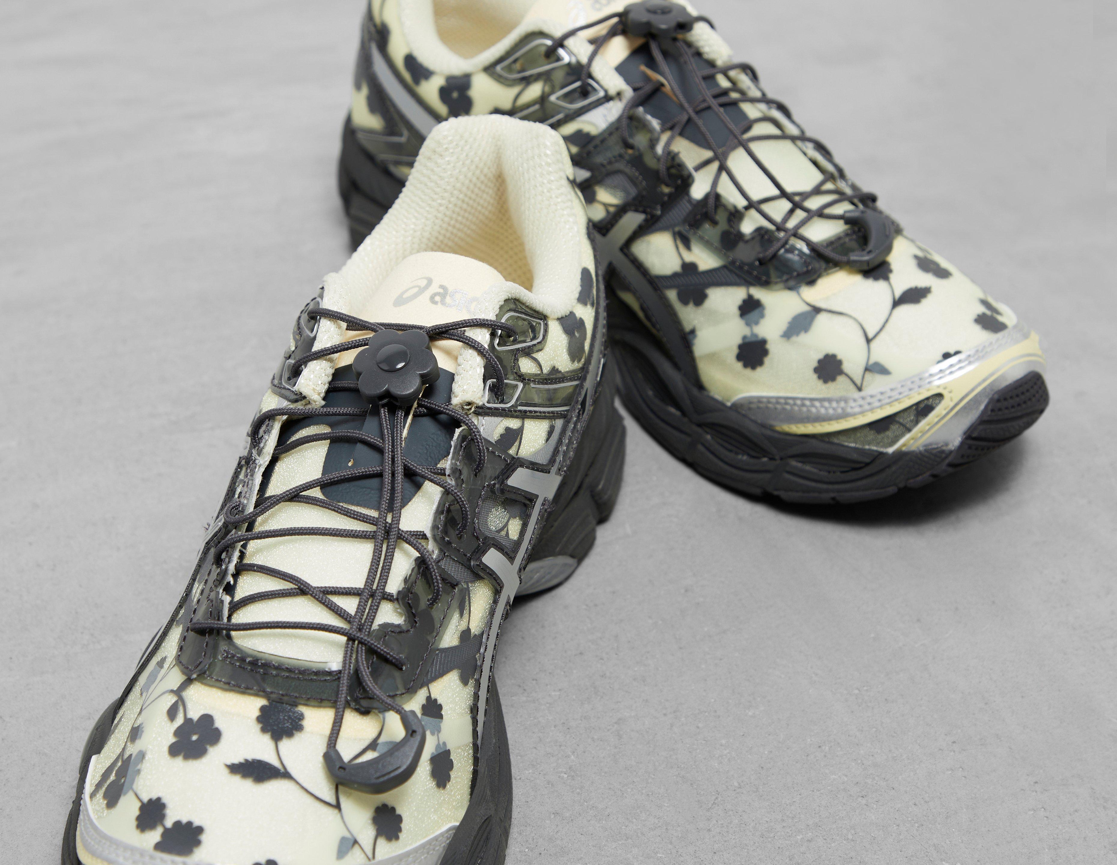 【ASICS x Cecilie Bahnsen】Gel-Cumulus 16 Black Yellow ASICS GEL-CUMULUS 16 SSCB | IVORY / BLACK