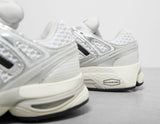ADISTAR 5 WHT/BLK