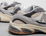 2010 GRY/GRY/GRY