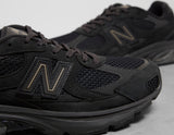 2010 BLK/BLK/GRY
