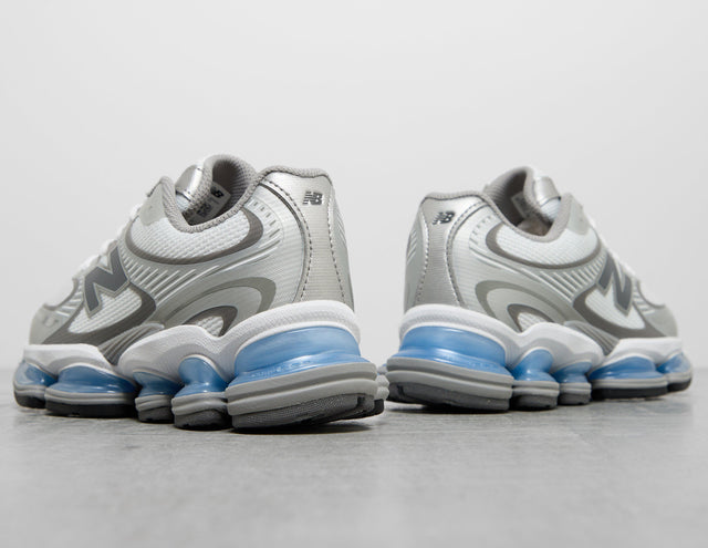 !2000 AD WHT/GRY/WHT'
