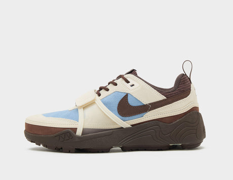 x Travis Scott Zoom Field Jaxx Women's
