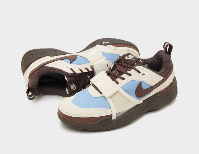 x Travis Scott Zoom Field Jaxx Women's