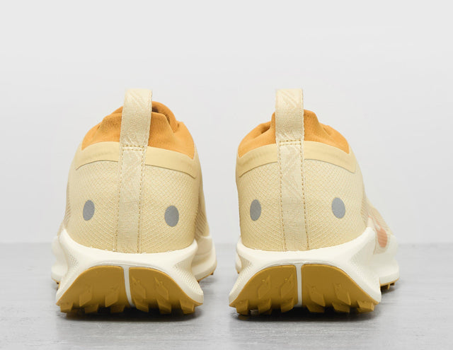 PEG TR 5 GTX QS GLD/BWN
