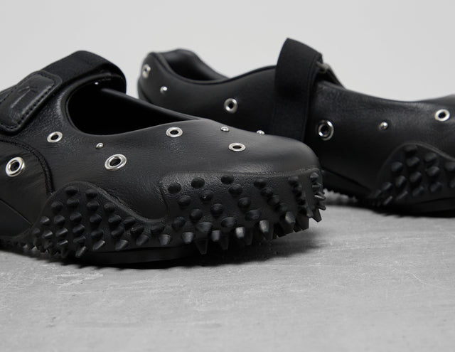 MOSTRO FEY STUDS BLK/BLK