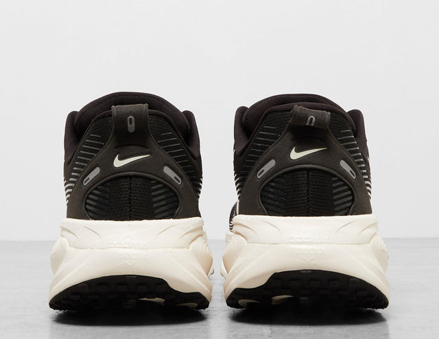 VOMERO 18 BLK/SAIL/SAIL