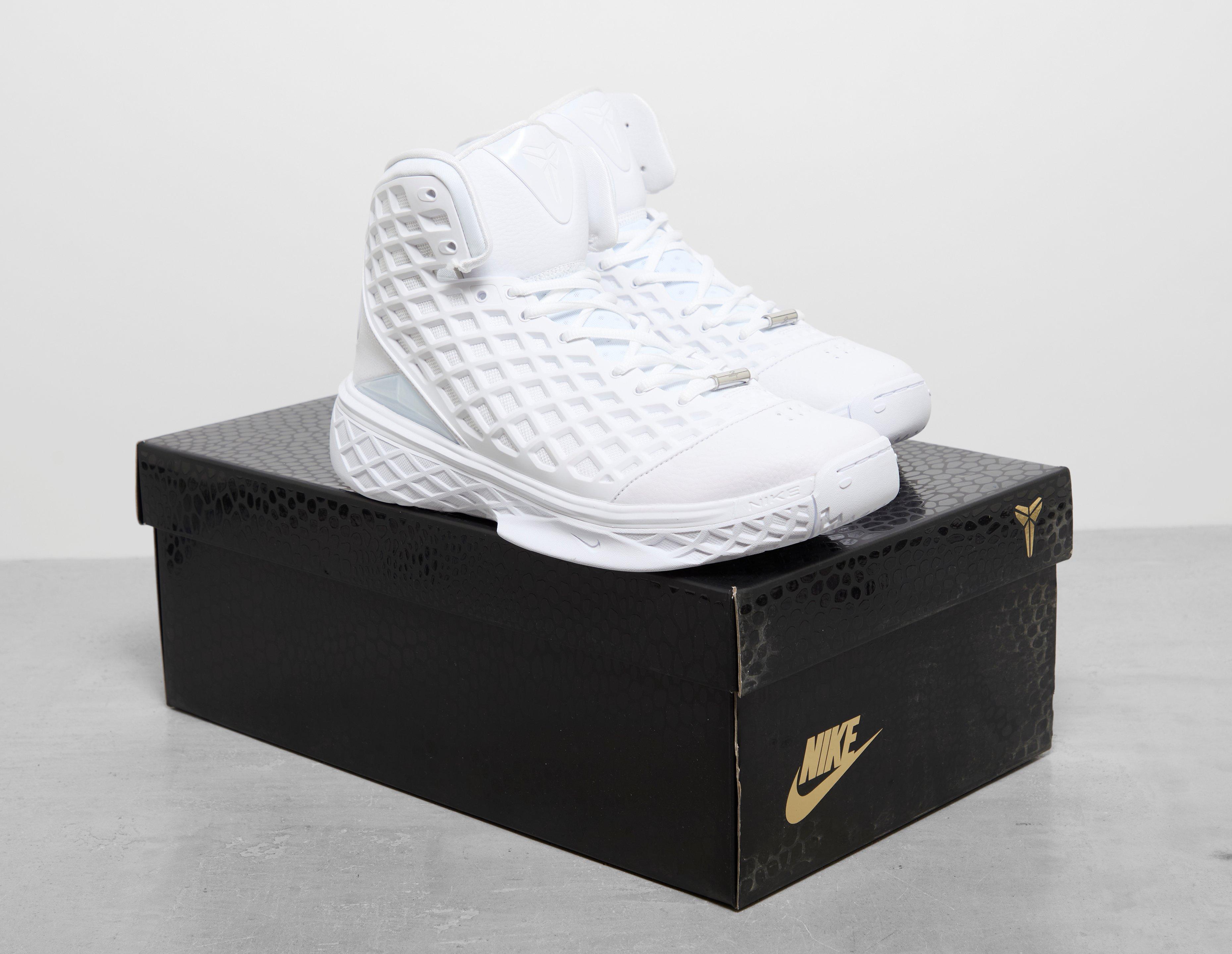 H*a様 Kobe 3 Protro Nike Kobe 3 Protro Halo White HM4351-100 | SneakerFiles