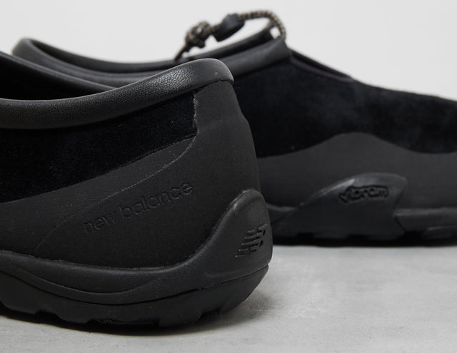 !MT 10 BLK/BLK