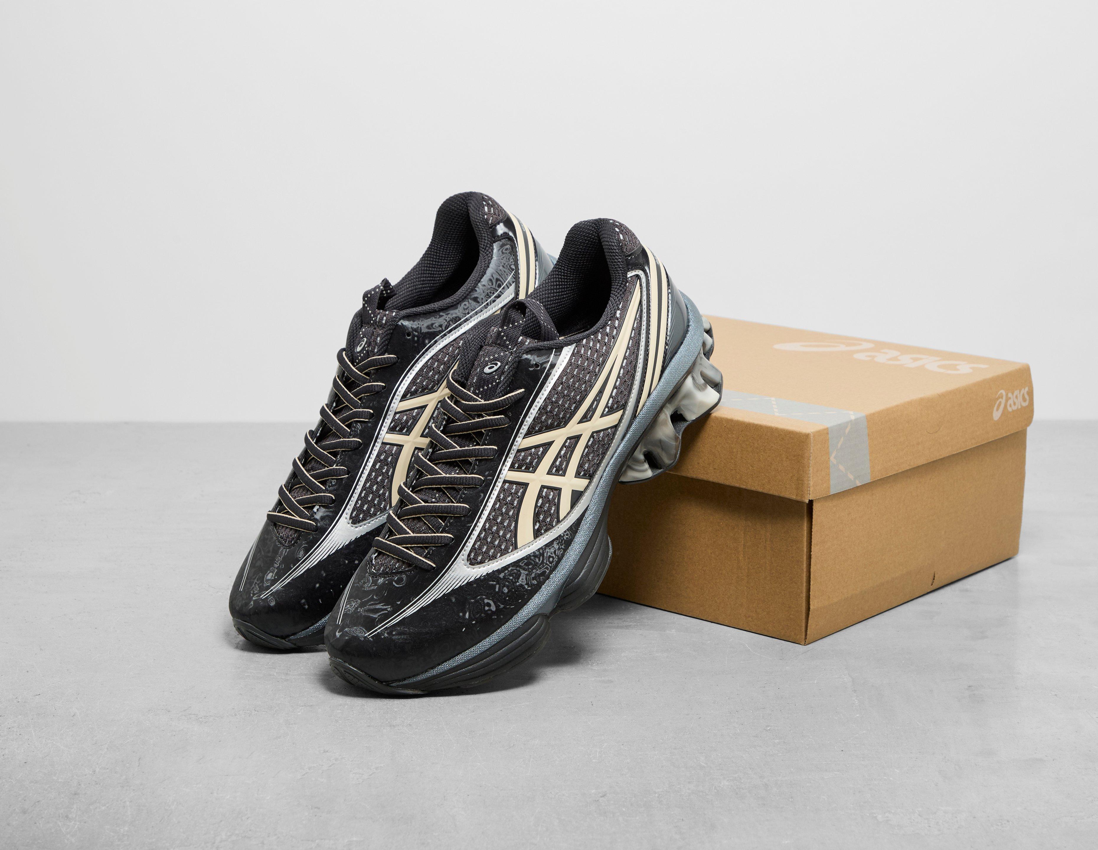 Black ASICS US6-S GEL-KINETIC FLUENT | Footpatrol UK