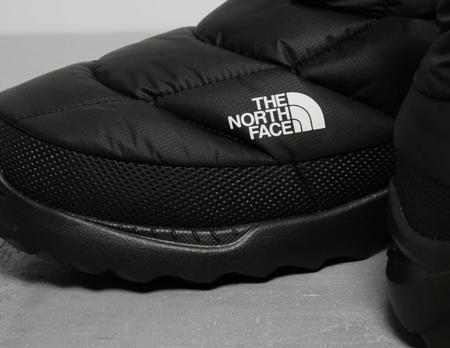 NUPTSE TRAC CHUKKA BLK